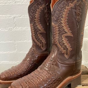 Luccheses 2000 Ladies Boots  size 6.5